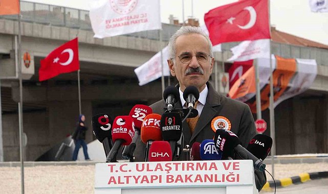 Bakan Uraloğlu: "Isparta'da son 24 yılda ulaşıma 35,4 milyar lira yatırım yaptık"