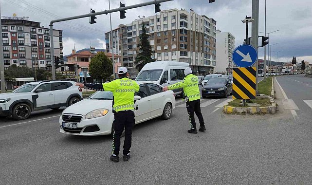 Balıkesir'de arife günü trafik yoğunluğu
