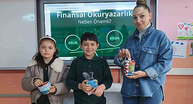 Balıkesir'de öğrencilere ilk ders "Finansal Okuryazarlık"