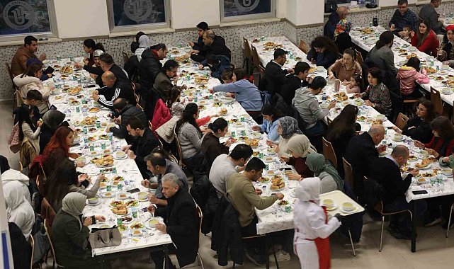 BARÜ ailesi geleneksel iftar programında buluştu