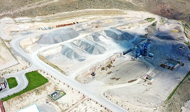 Başkan Çolakbayrakdar, "Kendi elektriğimizi üreterek milli gelire büyük katkı sağlayacağız"