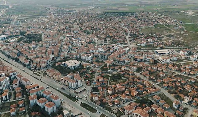 Başkan Dere'den ikinci yıl mesajı: "Yaptığımız her hizmeti Sungurlu'muzun evlatlarına armağan ediyoruz"
