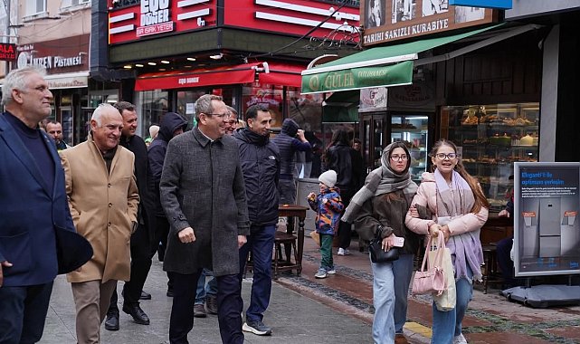 Başkan Ergin bayramda esnaf ve vatandaşlarla buluştu
