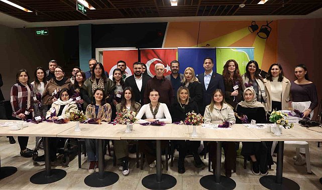 Başkan Mustafa Bozbey, gençlere sahur yaptı
