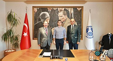 Başkan Topuz'dan Başkan Mandalinci'ye ziyaret