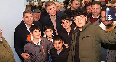 Başkan Tugay, sahur sofrasına konuk oldu