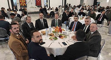 Başkan Yılmaz Evlad-I fatihan ile kardeşlik sofrasında