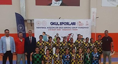 Başkan Zencirci Neşetiye Kız Hentbol Takımını tebrik etti