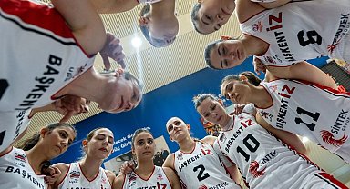 Başkent İz Kadınları yarı finalde