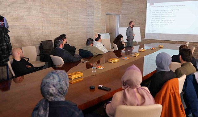 Bayburt'ta aile hekimlerine ruh sağlığı eğitimi verildi