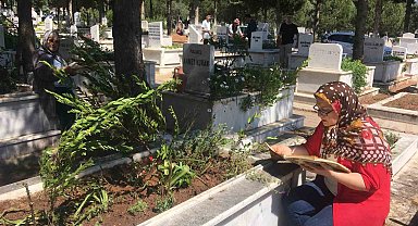Bayramın ilk günü mezarlıklarda yoğunluk