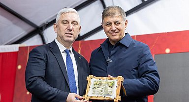 Bergama'nın sofrasında doktor başkanlar buluştu