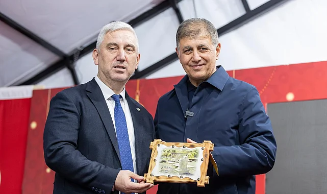 Bergama'nın sofrasında doktor başkanlar buluştu