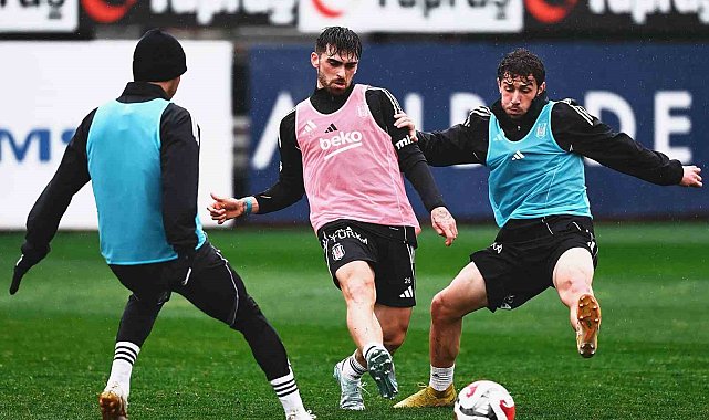 Beşiktaş, günü iki antrenmanla tamamladı