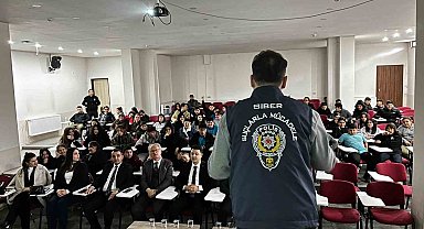 Beyağaç'ta polisten farkındalık eğitimi verildi