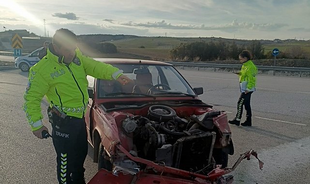 Beyşehir'de otomobil tırla çarpıştı: 2 yaralı