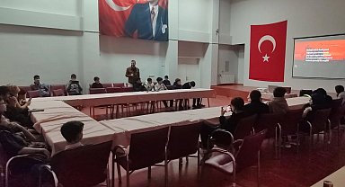 Bilecik'te çocuklardan eğlenceli karaoke gecesi