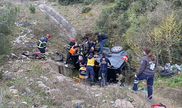 Bilecik'te otomobil takla attı: 2 yaralı