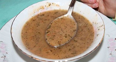 Bilecik'te Ramazan ayının vazgeçilmesi ısırgan otlu tarhana çorbası