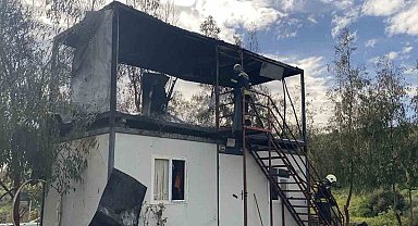 Bodrum'da konteyner yangını