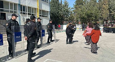 Burdur'da gerçeğini aratmayan deprem tatbikatı