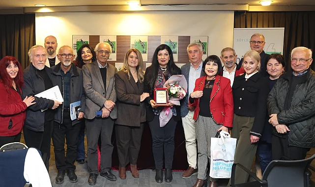 Bursa Nilüfer'de Dünya Şiir Onur Ödülü Nisa Leyla'ya verildi