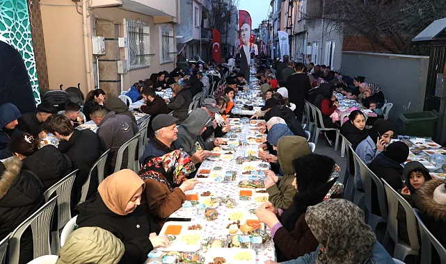 Bursa Osmangazi'de iftar sofrası dolup taştı