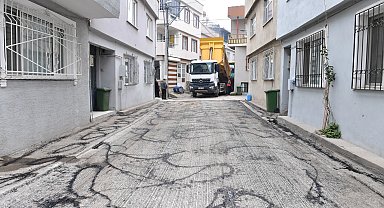 Bursa Osmangazi'de sokaklardaki yollar yenileniyor