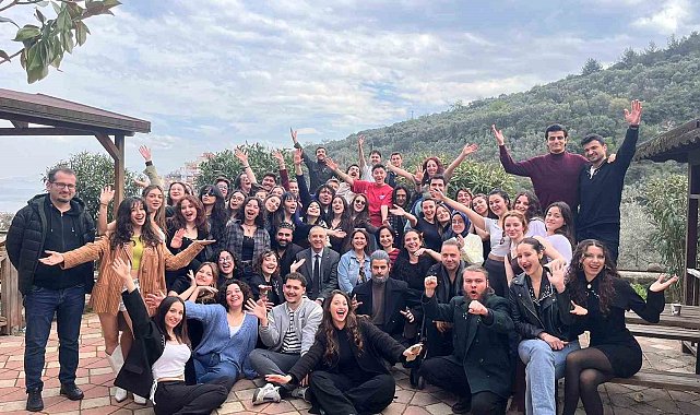 Bursa Uludağ Üniversitesi Güzel Sanatlar Fakültesi'nde tiyatro günü