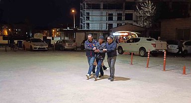 Bursa'da 15 yıl hapis cezası bulunan firari dolmuşta yakalandı