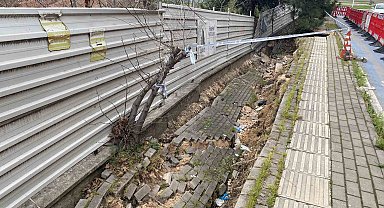 Bursa'da hafriyat çalışmasında yola zarar verdiler