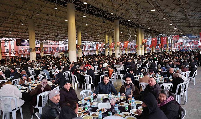 Bursa'da Ramazan'ın bereketi paylaştıkça çoğaldı