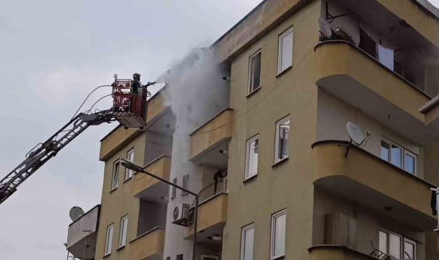 Bursa'da yemek yapılırken çıkan yangın paniğe neden oldu