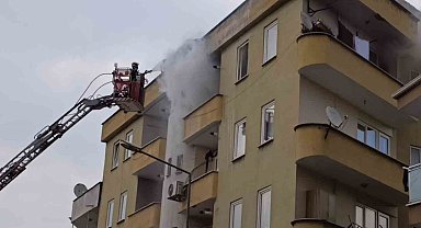 Bursa'da yemek yapılırken çıkan yangın paniğe neden oldu