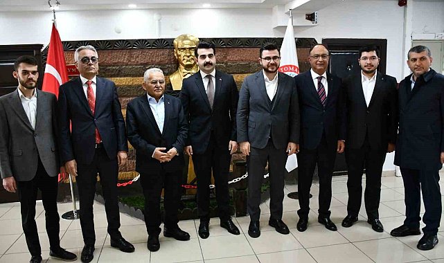 Büyükkılıç ve Okandan'dan Tomarza'ya ziyaret