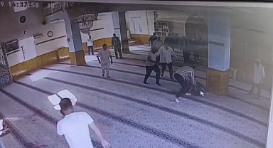 Camideki cinayette sanığa tahrik indirimi ile 16 yıl hapis