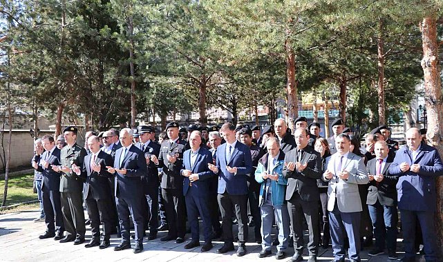 Çanakkale Şehitleri Oltu'da anıldı