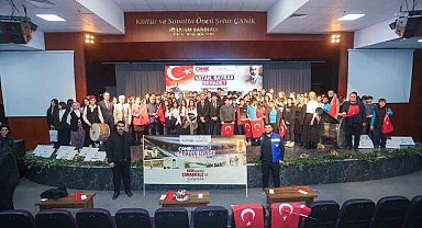 Canik'te gençler ödüllerine kavuştu