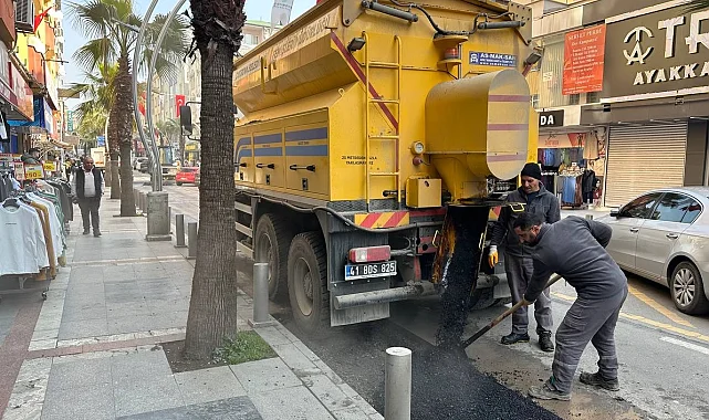 Çayırova Fatih Caddesi'nde deforme olan noktalar onarılıyor