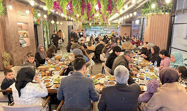 Çermik'te Dünya Yetimler Günü kapsamında iftar etkinliği düzenlendi