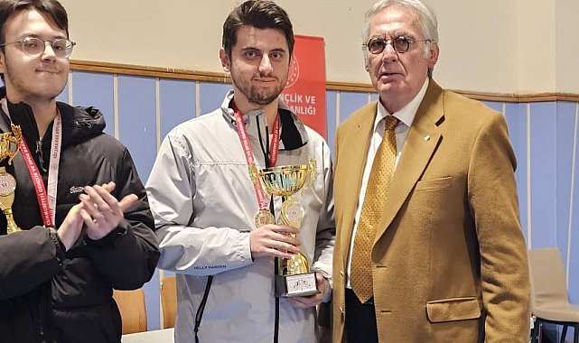 Çeşmeli satranççı Türkiye Kupası İzmir il birincisi oldu