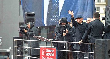 CHP Genel Başkanı Özel: "Ben milletimden utandım o görüntüler adına. Ben özür diyorum milletimden"