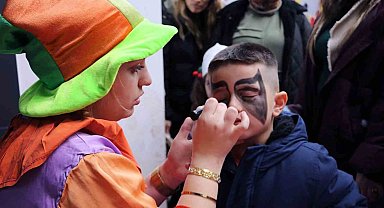 Çocukça Ramazan Şenliği Karasu'da miniklerin neşesiyle renklendi