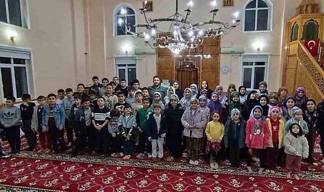 Çocuklar bu projeyle teravihe koşuyor