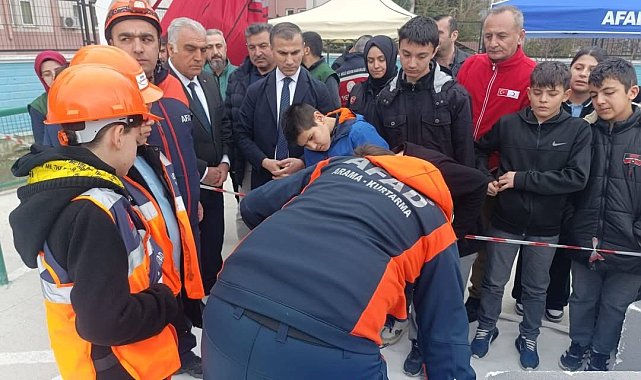 Çorum'da öğrencilere deprem eğitimi