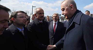 Cumhurbaşkanı Erdoğan: "Birileri bizi ruh köklerimizden koparmak istese de milli ve manevi kimliğimize sahip çıkmaya devam edeceğiz"