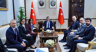 Cumhurbaşkanı Yardımcısı Yılmaz, Kanada Dışişleri Bakanı Anand'ı kabul etti