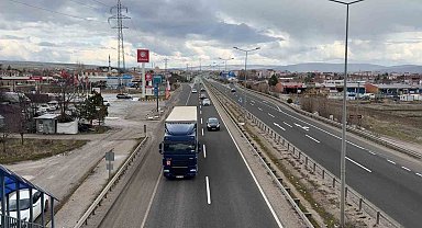 D100 karayolunda bayram dönüşü yoğunluğu