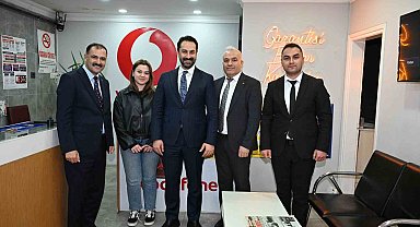 Demirci'de 5 bin kişilik iftar sofrası kuruldu