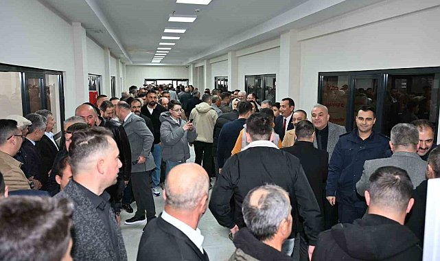 Demirci'de geleneksel bayramlaşma törenine yoğun katılım